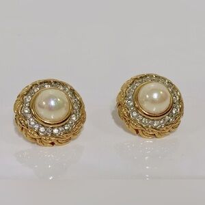 Rare Authentic Nina Ricci Clip on Faux Pearl Gold tone Earrings
